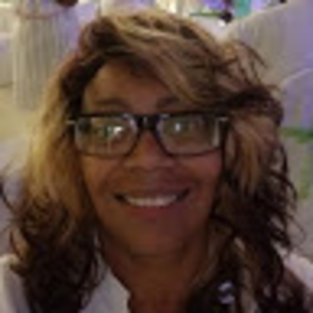 Meet your Posher, Jacqueline